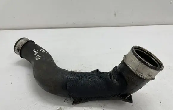 Mercedes-Benz CLS C219 Intercooler hose/pipe