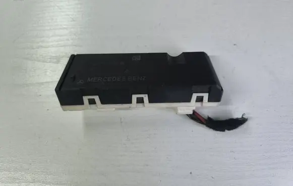 Mercedes-Benz E W213 Tailgate/trunk control unit/module A2139000500 03175670 A2C7468960400
