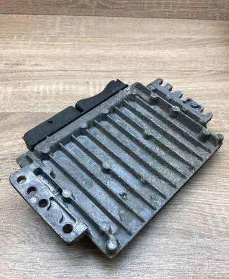Renault Scenic I Engine control unit/module ECU 8200059086 S110138000