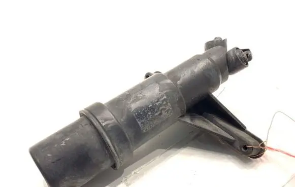 BMW 5 E60 E61 Headlight washer spray nozzle 