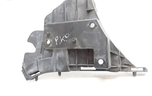 Volvo V70 Front bumper mounting bracket 31265344
