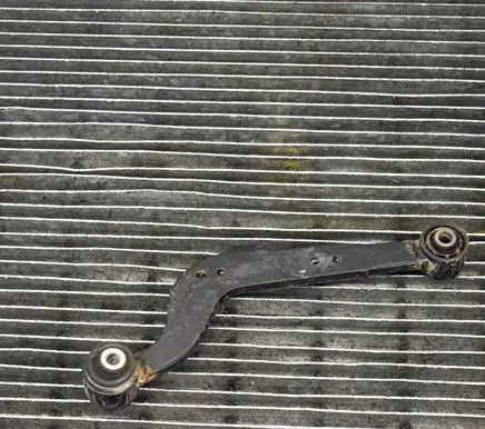 Toyota RAV 4 (XA40) Rear upper control arm/wishbone