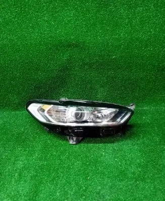 Ford Mondeo MK V Headlight/headlamp DS7313W029EA