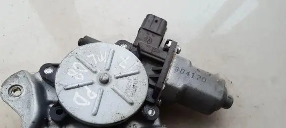 Mitsubishi Lancer X Front door window regulator motor 804170