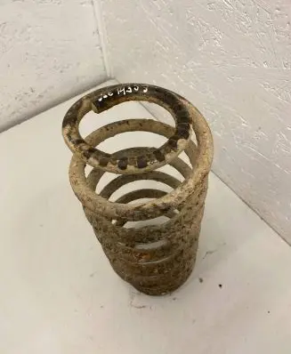 Jeep Grand Cherokee (WJ) Rear coil spring