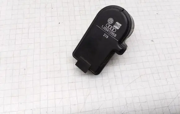 Seat Cordoba (6K) Headlight level adjustment motor 1J0941295B