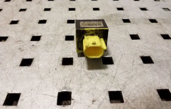 Hyundai i40 Airbag deployment crash/impact sensor 959203Z100