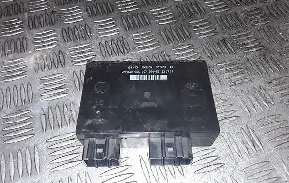Volkswagen Polo III 6N 6N2 6NF Engine control unit/module 6N0959799B