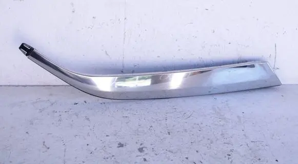 Peugeot 5008 II Rear side glass trim 9827008877