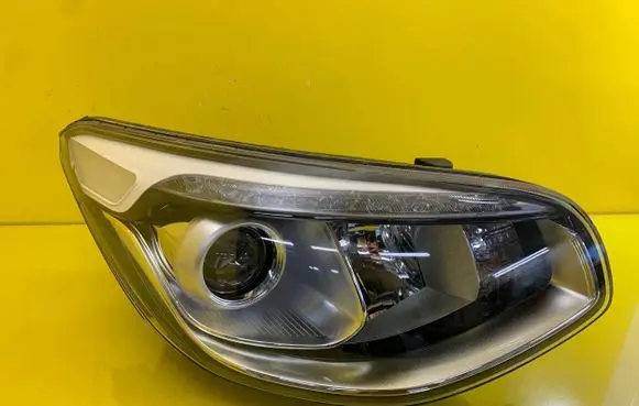 KIA Soul Headlight/headlamp 92102-B2
