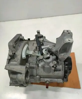 Volkswagen Polo VI Manual 6 speed gearbox USM 0DQ301103G 5Q0199117A