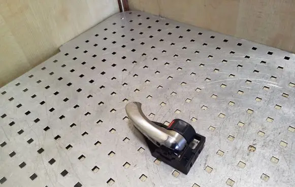 Toyota RAV 4 (XA30) Front door interior handle
