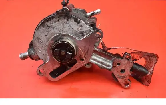 Audi A4 S4 B6 8E 8H Vacuum pump 038145209C
