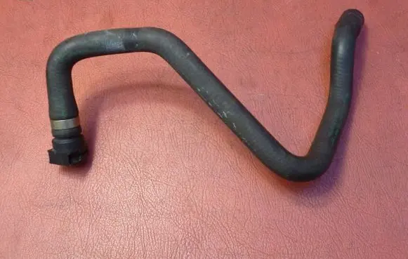 Mini One - Cooper Coupe R56 Engine coolant pipe/hose 2754573