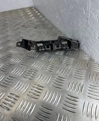 Volkswagen Golf Sportsvan Front bumper mounting bracket 510807049