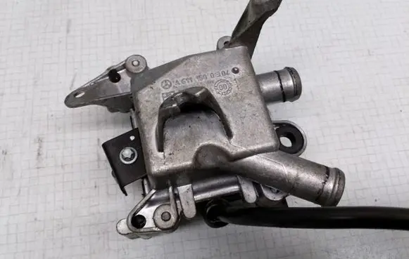 Mercedes-Benz E W210 Coolant heater A6111500304