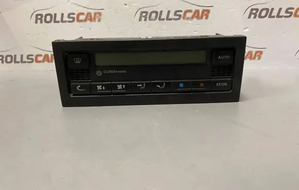 Volkswagen Golf IV Climate control unit