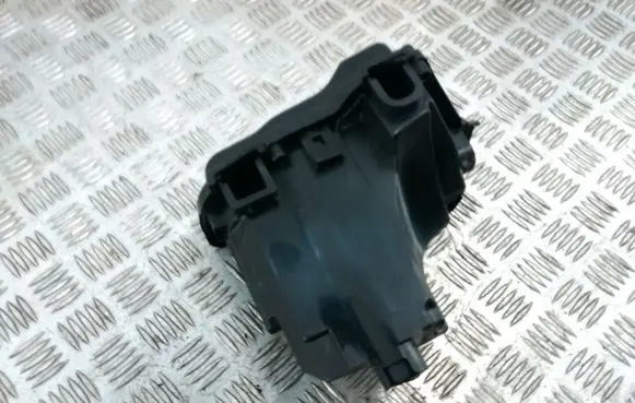 BMW 7 F01 F02 F03 F04 Other engine bay part 7555155