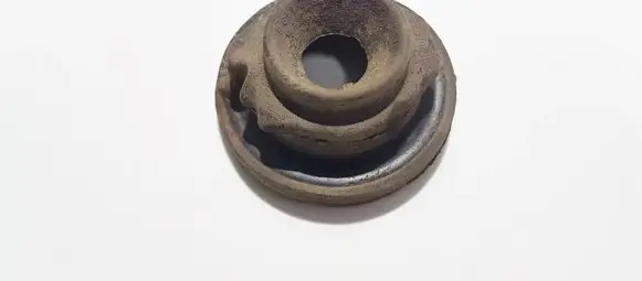 Volkswagen New Beetle Front coil spring rubber mount 1j0512149b