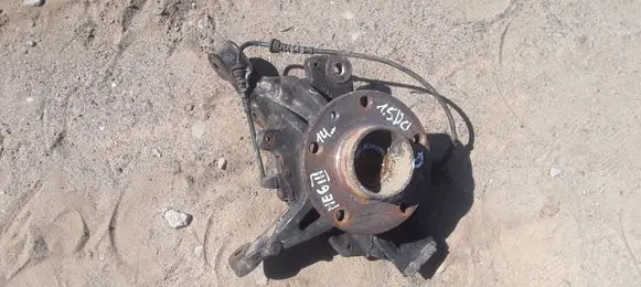 Renault Scenic III - Grand scenic III Front wheel hub 479100004R