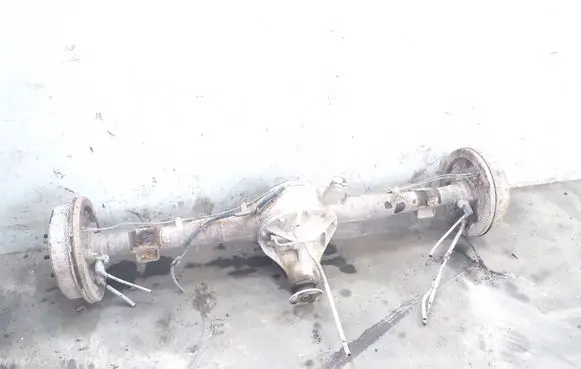 Mitsubishi L200 Rear axle beam with reductor 
