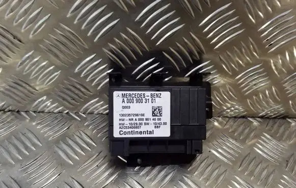 Mercedes-Benz Sprinter W906 Fuel injection pump control unit/module A0009003101