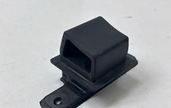 Jeep Grand Cherokee WL Tailgate/trunk/boot lid buffer 6YK04TRMAA