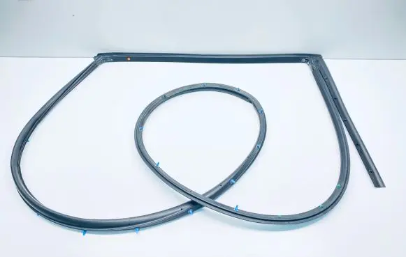 Rubber seal rear door