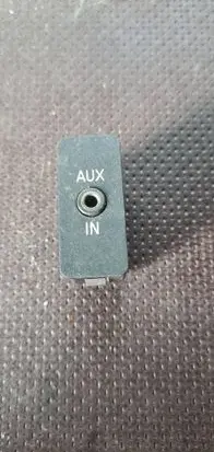 BMW 1 E81 E87 AUX in-socket connector 6930561