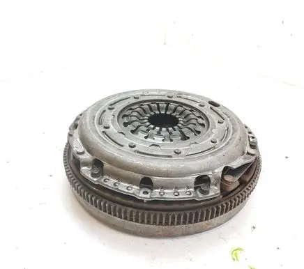 Volkswagen PASSAT B7 Clutch set kit 3082001948 1878005146