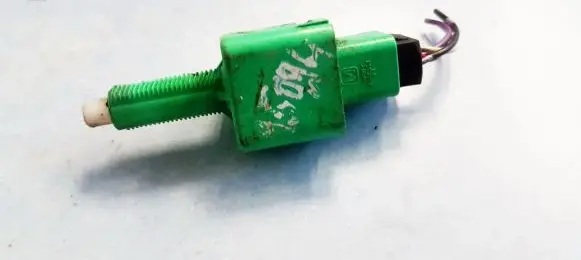Toyota Avensis T270 Brake pedal sensor switch