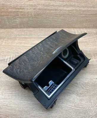 Mercedes-Benz E W211 Car ashtray A2118101330