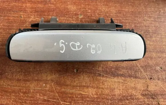 Audi A4 S4 B6 8E 8H Rear door exterior handle 8E0839239 4B0839885