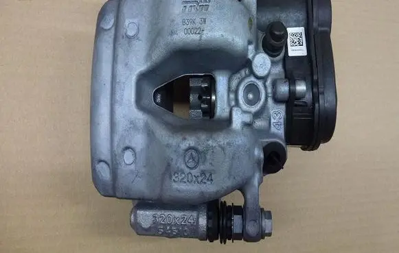 Mercedes-Benz X-class W470 Rear brake caliper A0004232201