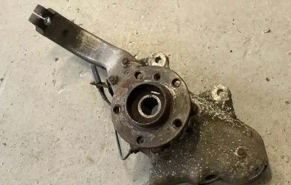 BMW X5 E70 Front wheel hub spindle knuckle 6773783 16193510D