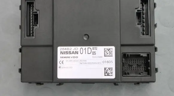 Nissan X-Trail T31 Comfort/convenience module 284B2