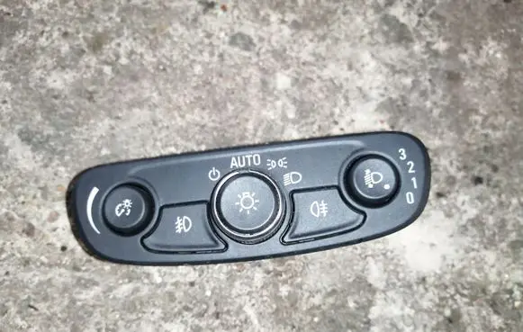 Opel Mokka X Light switch 42550413