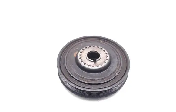Nissan Qashqai Crankshaft pulley 8200699517