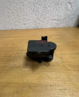 Chrysler 300 - 300C Intake manifold valve actuator/motor A6421500394 F4938