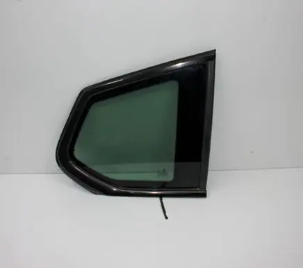 BMW X3 F25 Rear side window 7205646