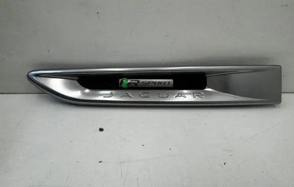 Jaguar XE Fender grill GX73280B11AB