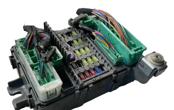 Honda Accord Fuse box set TL4E311 080719 FHA20E9J0