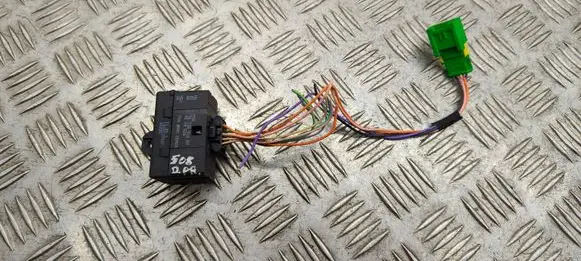Peugeot 508 Seat heating relay 9673891680