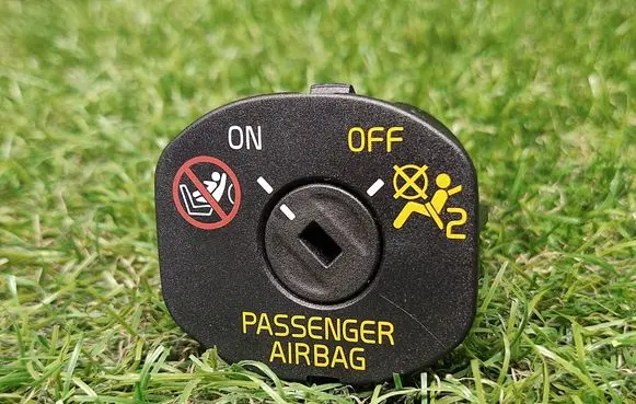 Volvo V40 Passenger airbag on/off switch 31318268