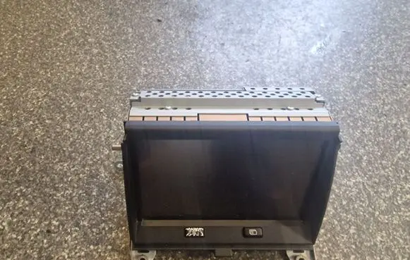 Land Rover Range Rover Sport L320 Screen/display/small screen YIE500090
