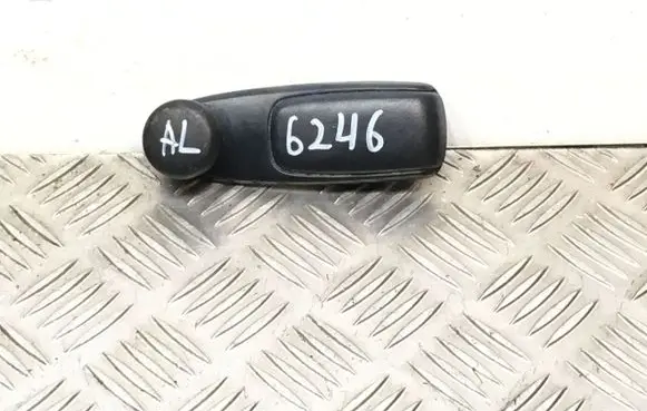 Citroen C4 I Picasso Rear door window winding handle 9653797777