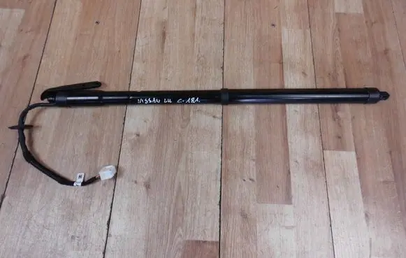 Nissan X-Trail T32 Tailgate strut 905614BA4A