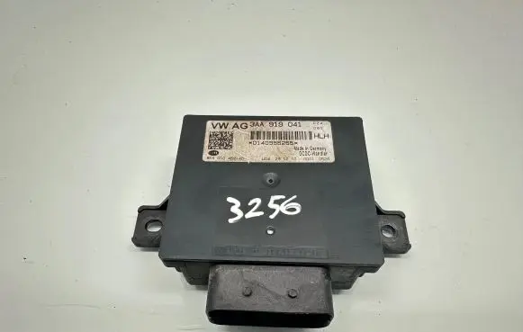 Volkswagen PASSAT B7 Power management control unit 3AA919041 8ES01045240 0140955265
