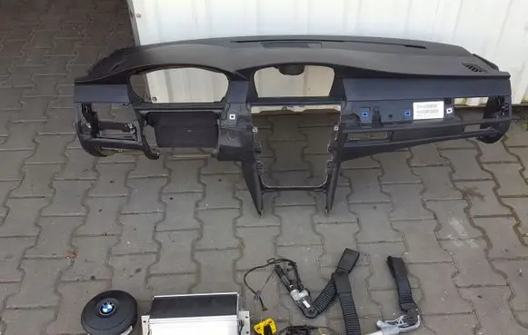 BMW 5 E60 E61 Dashboard 6976421