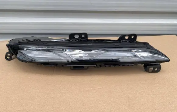 BMW 7 G70 Headlight/headlamp 9879936